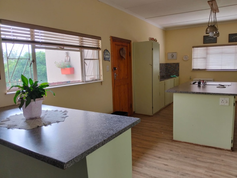 6 Bedroom Property for Sale in Colesberg Northern Cape